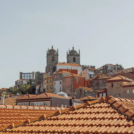 Flores Deluxe By Hosty Porto