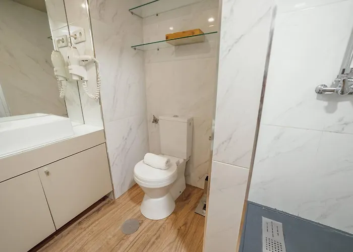 Apartamento Flores Deluxe By Hosty Porto