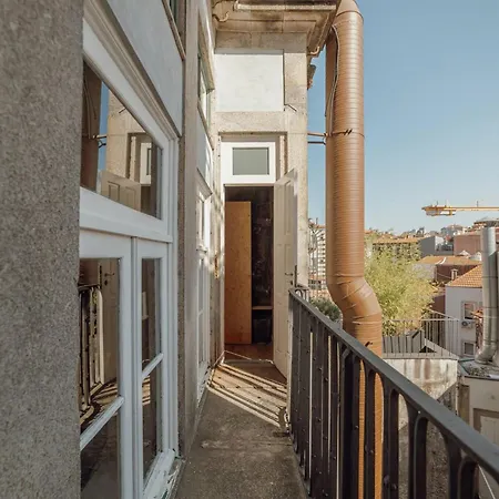 Apartment Flores Deluxe By Hosty