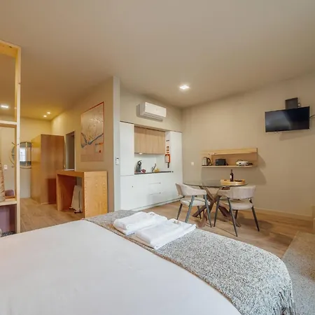 Flores Deluxe By Hosty Apartamento *