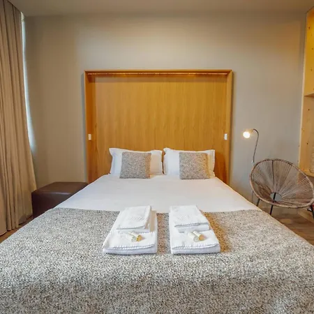 Flores Deluxe By Hosty * بورتو