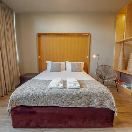 Flores Deluxe By Hosty *